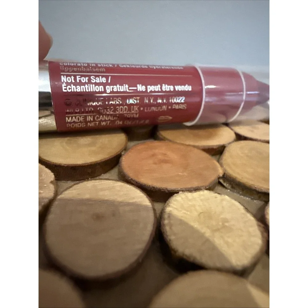 Clinique Chubby‎ Stick Lip Colour Balm 07 Super Strawberry 0.04 Oz Travel NWOB